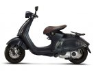 Vespa 946 Emporio Armani 125